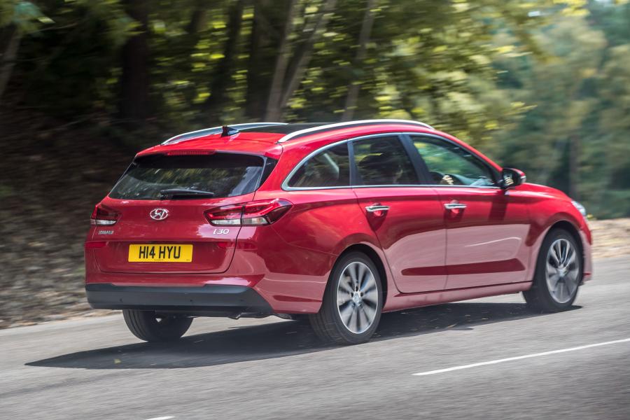  Hyundai i30 Tourer Go! SE (PD) 2018 года  (UK) (фото 24 из 40)